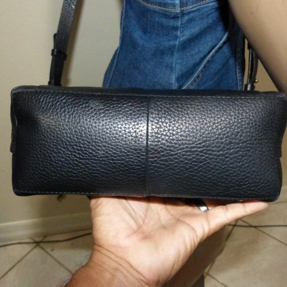 SOLD RADLEY LONDON LEATHER CROSSBODY BAG - Picture 8 of 16